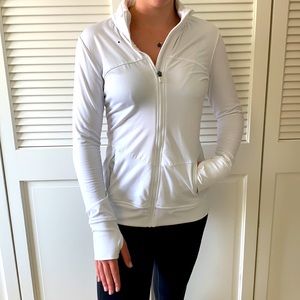 Fabletics Kira Jacket - white